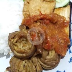 Nambal (nasi Sambal) Usus Goreng.