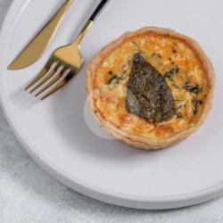 Bacon Creamy Spinach Quiche