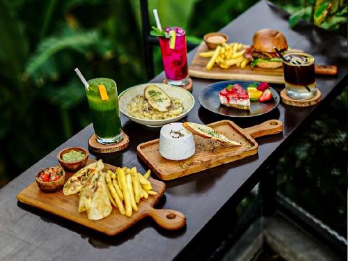 Nad Coffee & Eatery