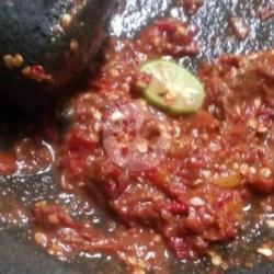 Nasi Ayam Geprek Sambal Terasi Mateng