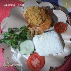 Paket 2 (ayam Goreng Kremes   Nasi Lalapan Teh/es Teh))
