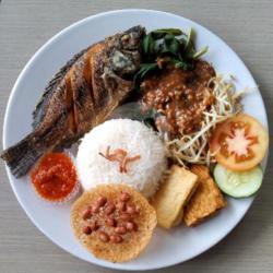 Nasi Nila Pecel