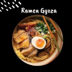 Ramen Gyoza