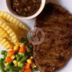 Beef Steak Blackpepper Sauce