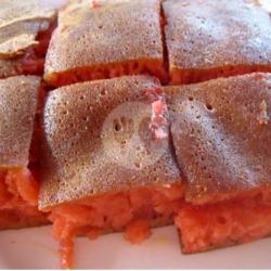 Martabak Manis Isi Stroberry