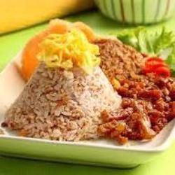 Nasi Uduk Goreng Komplit