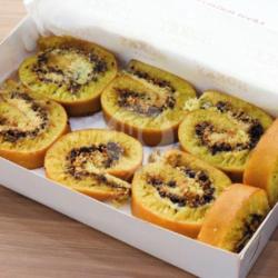 Martabak Roll Kacang Coklat