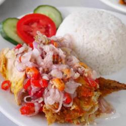 Nasi Ayam Geprek Sambal Matah
