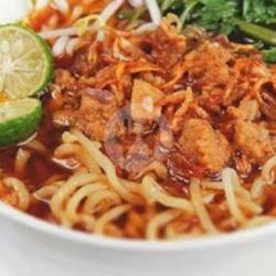 Mie Kangkung