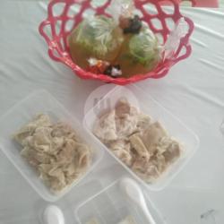Pangsit Ayam Kuah