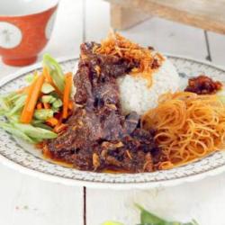 Nasi Campur Krengsengan Daging