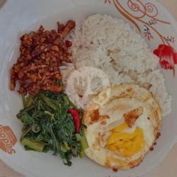 Nasi Telor Ceplok Ori Tumis Kangkung Tempe Oreg Kering