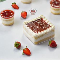 Ivory Berry Dessert Box