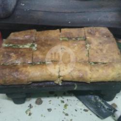 Martabak Campur Biasa Porsi Sedang Kornet   Jamur