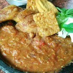 Lalapan Ayam Sambal Lamongan   Telur Dadar