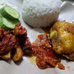 Ayam Goreng Jengkol Geprek