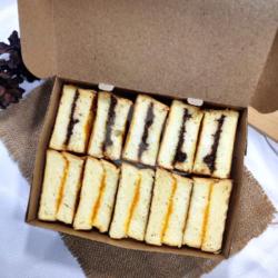 Roti Bakar Choco Crunchy Srikaya (large)