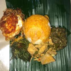 Nasi Bungkus Telor Belado