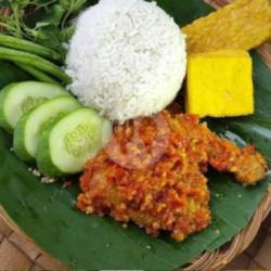 Nasi Ayam Penyet Pedas