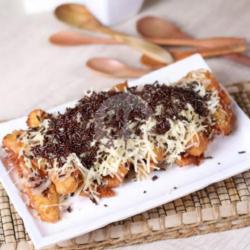 Pisang Keju Coklat Meises Susu