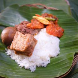 Gudeg Krecek Tahu Telor   Nasi   Peyek