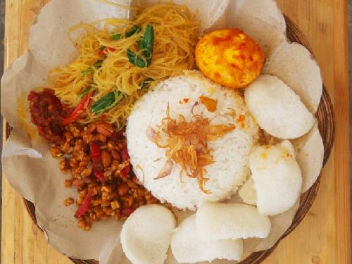 NASI UDUK MAK NOY, 24 Jl. Kp. Muka