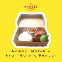 Nambel Matah Pake Ayam Goreng Rempah