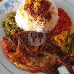 Nasi Ikan Bakar Bawal