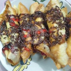 Pisang Coklat(piscok)