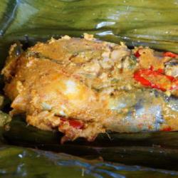 Nasi   Pais Patin (pepes)   Sayur   Sambal