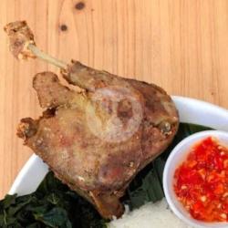 Bebek Goreng