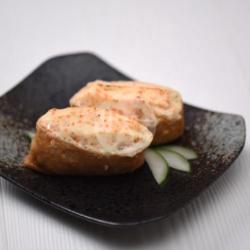 Salmon Mentai Inari