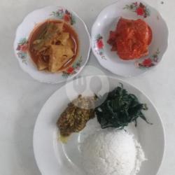 Nasi Ikan Pangek Sampadeh