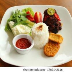 Nasi Gepuk Daging Komplit