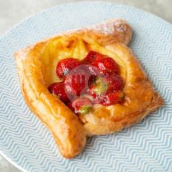 Strawberry Danish