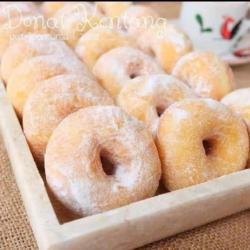 Donat Kentang Salju