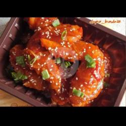 Spacy Chicken Wings Nasi