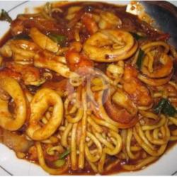 Mie Tumis Cumi