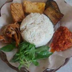 Nasi Ikan Asin Penyet