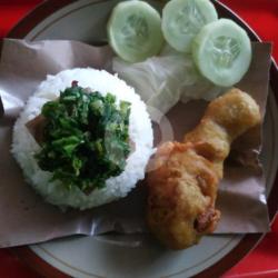 Nasi Ayam Tepung Paha Sambal Lombok Ijo