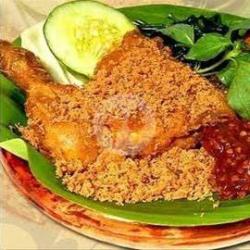 Pecel Ayam Kremes