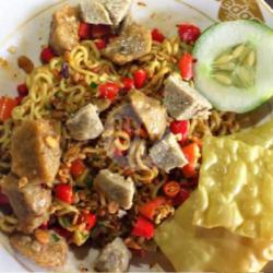 Mie Geprek Bakso Pedas ,