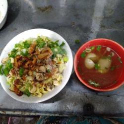 Mie Ayam Gede Bakso