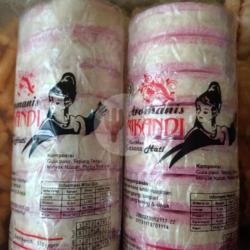 Rambut Nenek Arum Manis