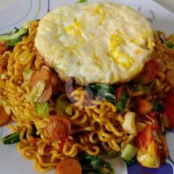 Mie Goreng Pedas Spesial