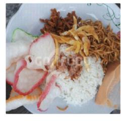 Nasi Uduk Telor Dadar Iris (mie Kuning)