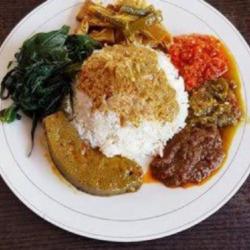 Nasi Padang Hati Sapi