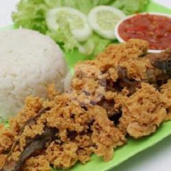 Nasi Lele Kremes