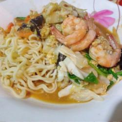 Lo Mie Seafood Goreng / Rebus