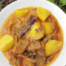 Gulai Daging Kentang